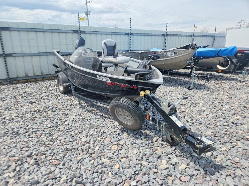 56521756 :رقم المزاد ، ACBL5650I516 vin ، 2016 Alumacraft Boat مزاد بيع
