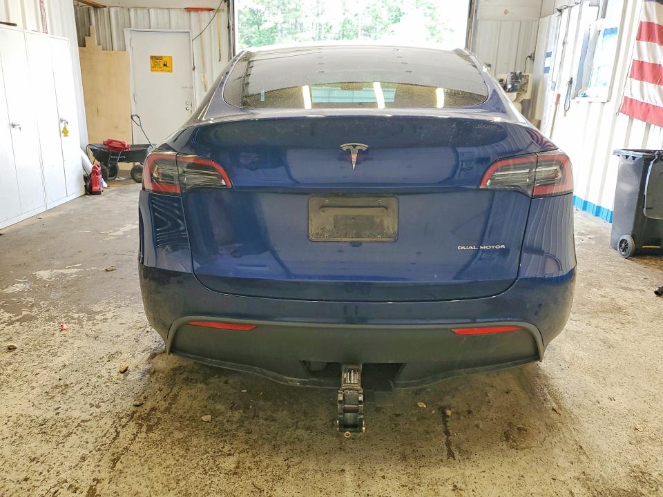 56767556 :رقم المزاد ، 5YJYGDEE3MF255985 vin ، 2021 Tesla Model Y مزاد بيع