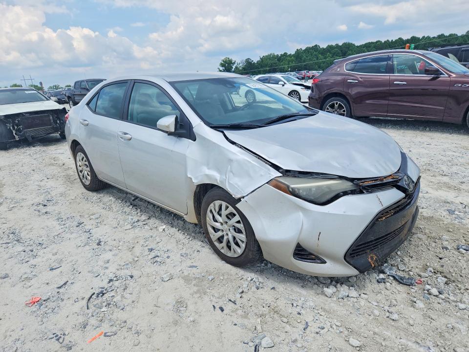 56457396 :رقم المزاد ، 5YFBURHE9HP718598 vin ، 2017 Toyota Corolla مزاد بيع