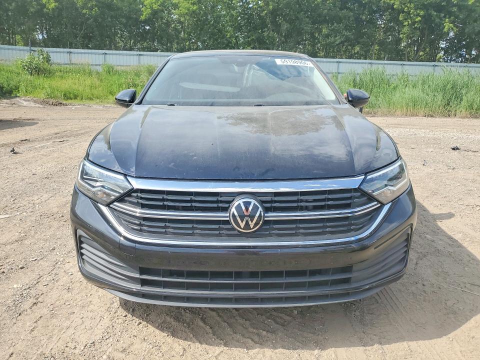 59198906 :رقم المزاد ، 3VWCM7BU6NM015887 vin ، 2022 Volkswagen Jetta مزاد بيع