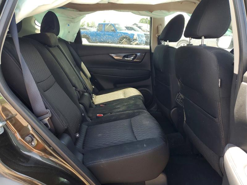 57318436 :رقم المزاد ، KNMAT2MV4HP504874 vin ، 2017 Nissan Rogue مزاد بيع