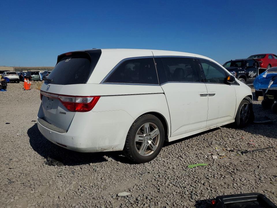 55825956 :رقم المزاد ، 5FNRL5H93BB043752 vin ، 2011 Honda Odyssey مزاد بيع