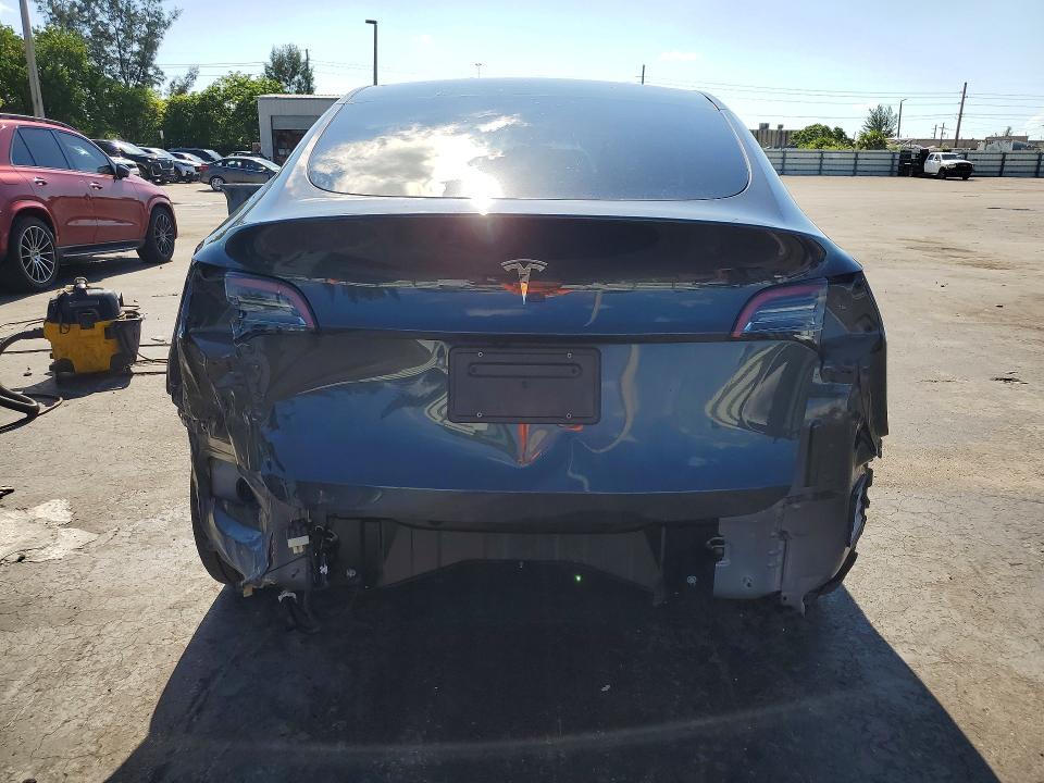 Продажа на аукционе авто 2024 Tesla Model Y, vin: 7SAYGDED6RF055006, номер лота: 58027036