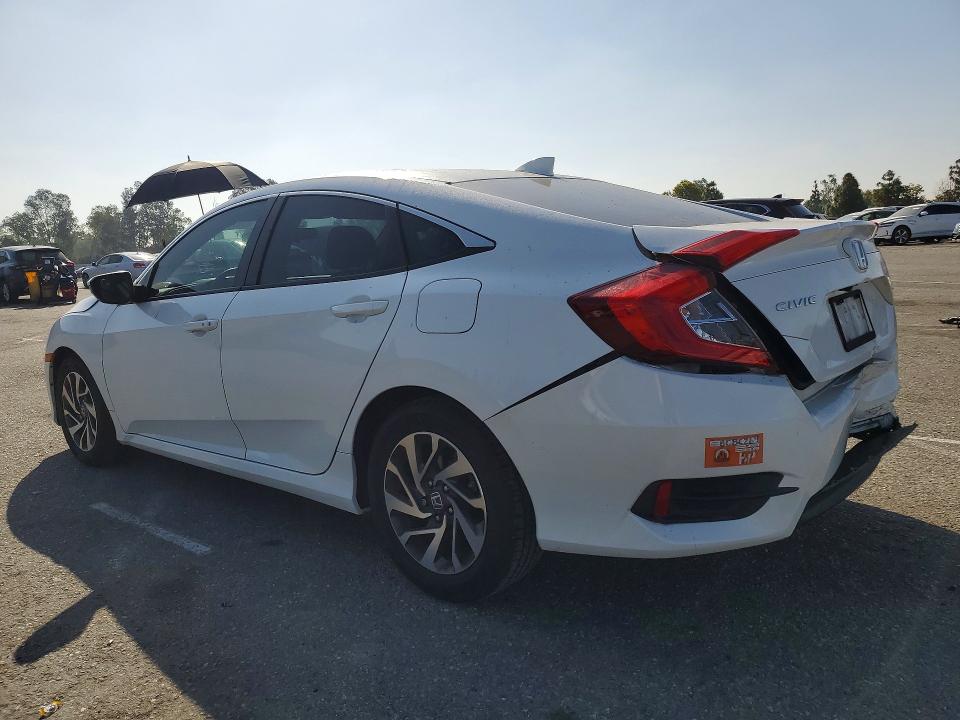 Aukcja sprzedaży 2018 Honda Civic, vin: 2HGFC2F7XJH528385, numer aukcji: 55561566