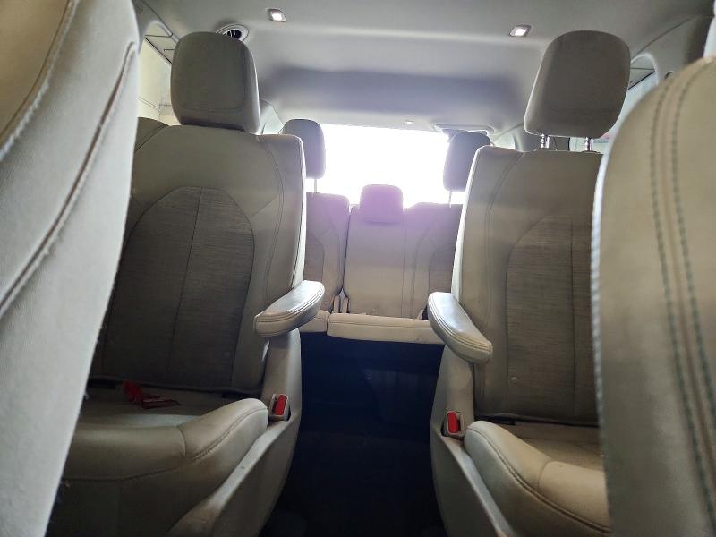 Auction sale of the 2018 Chrysler Pacifica, vin: 2C4RC1H70JR125142, lot number: 55651406
