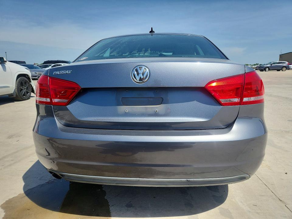 58652476 :رقم المزاد ، 1VWAP7A38EC026074 vin ، 2014 Volkswagen Passat مزاد بيع
