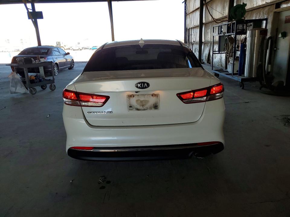 Продажа на аукционе авто 2017 Kia Optima, vin: KNAGT4L31H5150472, номер лота: 56294546