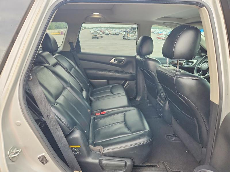 2015 Nissan Pathfinder მანქანა იყიდება აუქციონზე, vin: 5N1AR2MNXFC689561, აუქციონის ნომერი: 57493896