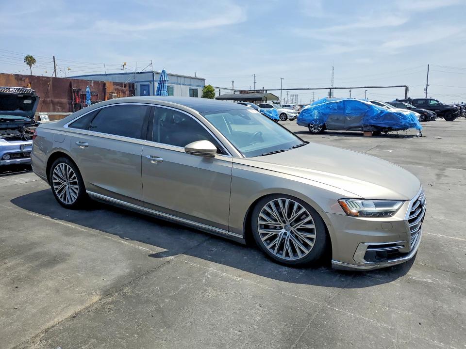 Продаж на аукціоні авто 2019 Audi A8, vin: WAU8DAF85KN017647, номер лоту: 55817596