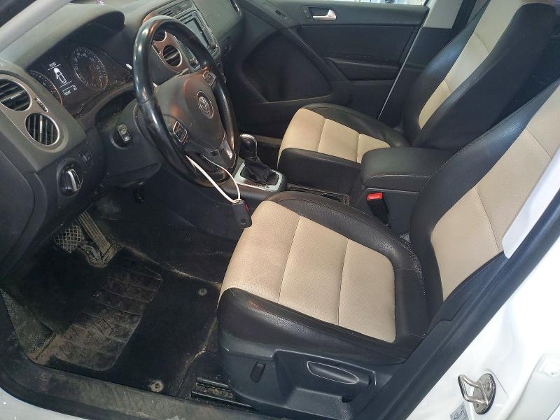 2017 Volkswagen Tiguan მანქანა იყიდება აუქციონზე, vin: WVGAV7AX2HK030803, აუქციონის ნომერი: 55713666