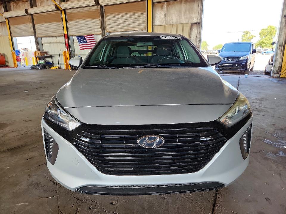 2017 Hyundai Ioniq მანქანა იყიდება აუქციონზე, vin: KMHC75LC0HU049047, აუქციონის ნომერი: 57598526