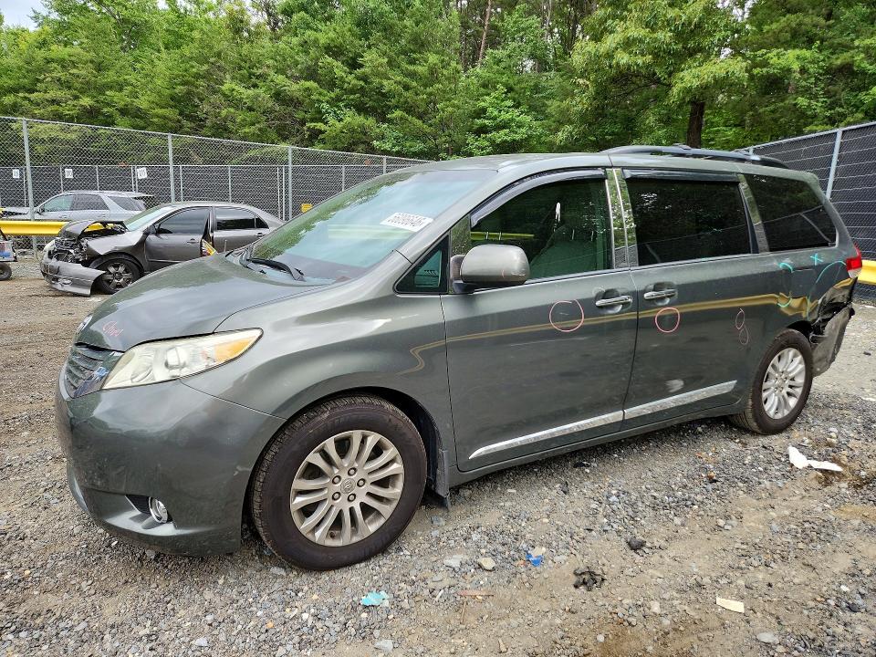2013 Toyota Sienna მანქანა იყიდება აუქციონზე, vin: 5TDYK3DC6DS359746, აუქციონის ნომერი: 56096646