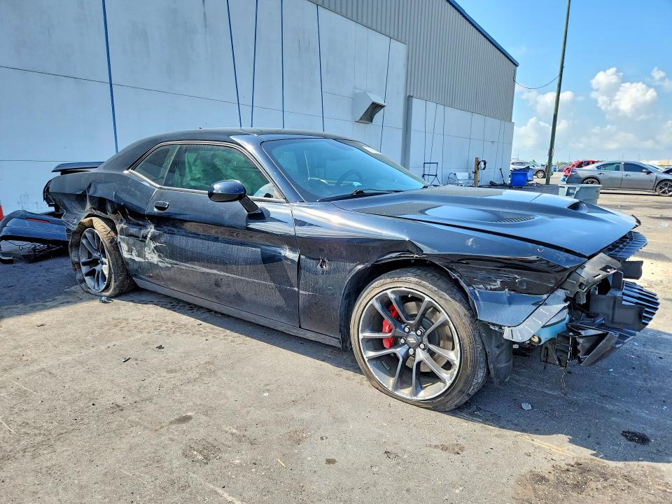 58569586 :رقم المزاد ، 2C3CDZFJ0NH254823 vin ، 2022 Dodge Challenger مزاد بيع