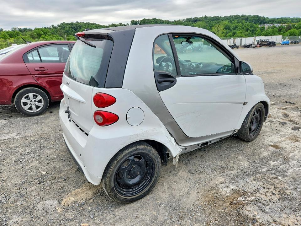Aukcja sprzedaży 2015 Smart Fortwo, vin: WMEEJ3BA7FK814218, numer aukcji: 56526726