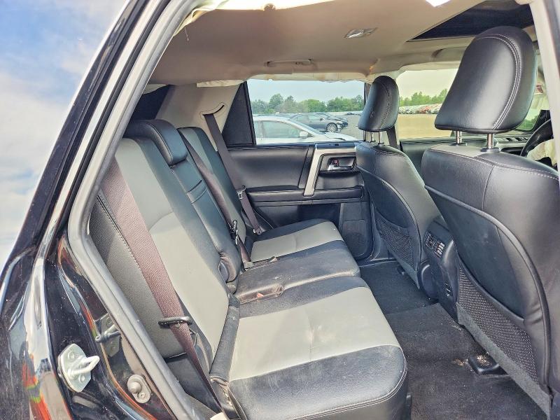 Продаж на аукціоні авто 2018 Toyota 4runner, vin: JTEBU5JR4J5601516, номер лоту: 58748276