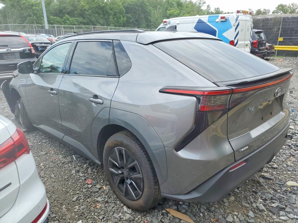 Продаж на аукціоні авто 2026 Toyota Bz, vin: JTMBCAEBXTA007228, номер лоту: 57902076