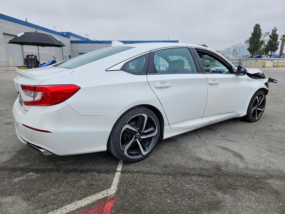Aukcja sprzedaży 2018 Honda Accord, vin: 1HGCV1F36JA188400, numer aukcji: 57895446