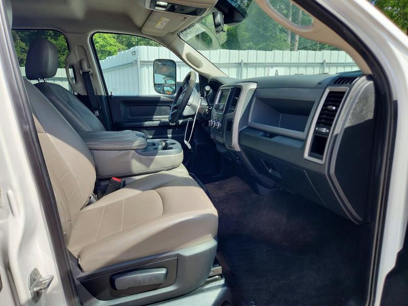 56852846 :رقم المزاد ، 3C63RRGL0FG609866 vin ، 2015 Ram 3500 مزاد بيع
