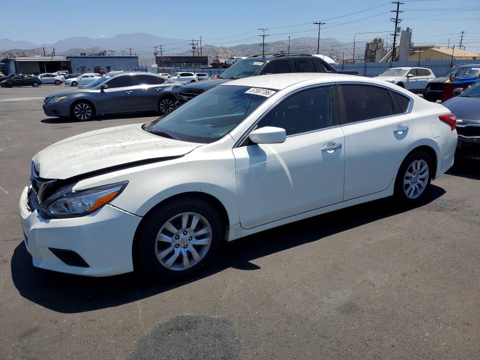 2016 Nissan Altima მანქანა იყიდება აუქციონზე, vin: 1N4AL3AP8GN342355, აუქციონის ნომერი: 57597786