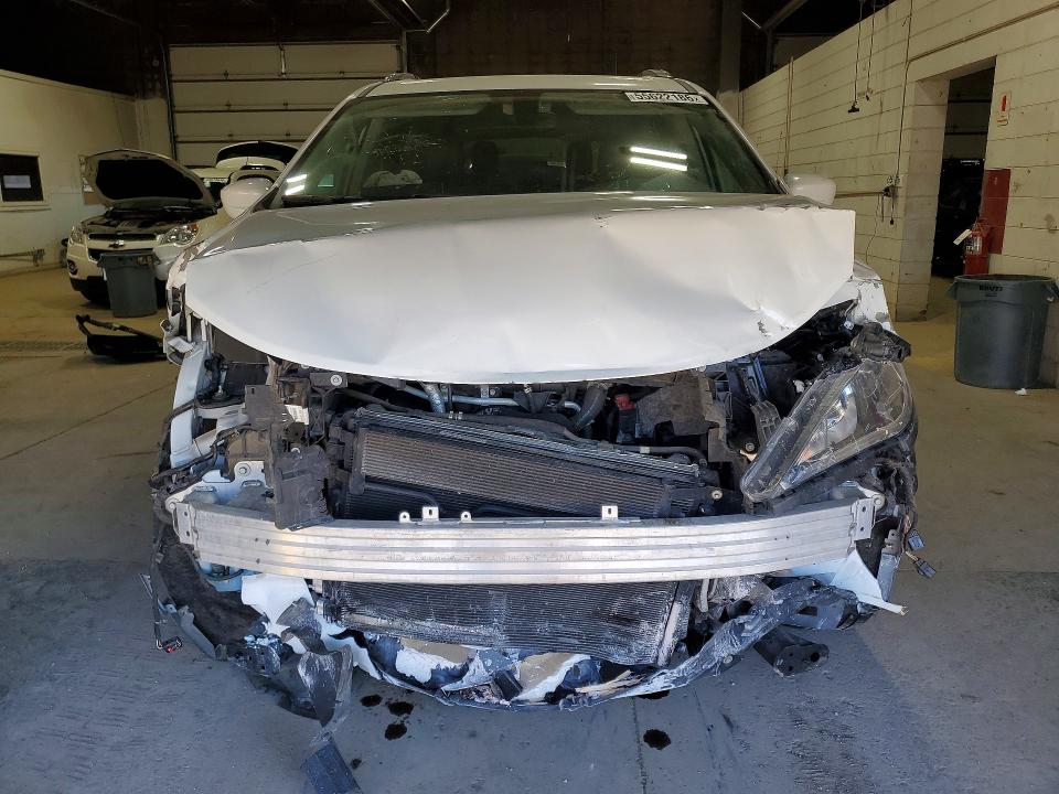 Продаж на аукціоні авто 2018 Chrysler Pacifica, vin: 2C4RC1BGXJR269466, номер лоту: 55622186