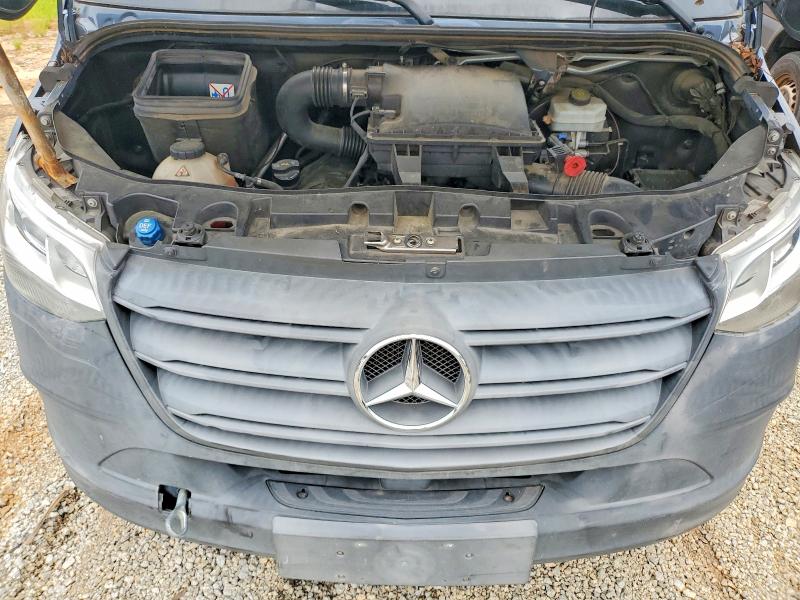 58323966 :رقم المزاد ، WD4PF1CD7KP145702 vin ، 2019 Mercedes-benz Sprinter مزاد بيع