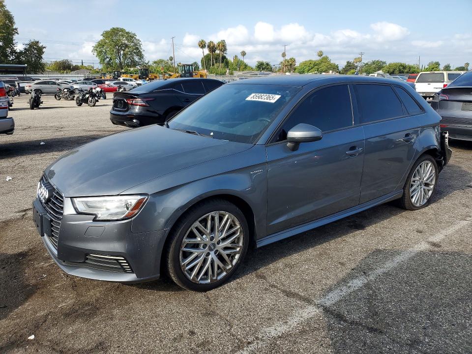 Продажа на аукционе авто 2018 Audi A3, vin: WAUUPBFF5JA067934, номер лота: 85982365