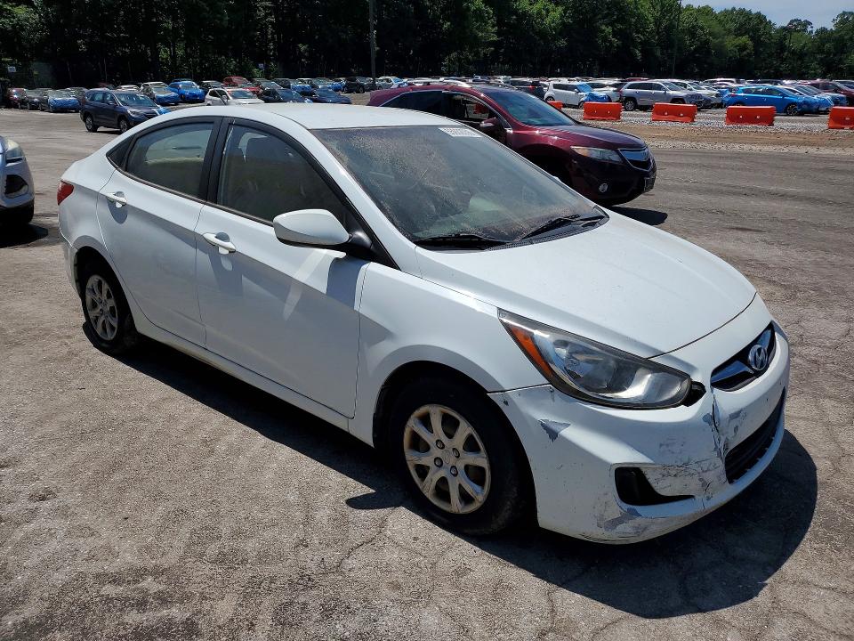 2014 Hyundai Accent მანქანა იყიდება აუქციონზე, vin: KMHCT4AE2EU670182, აუქციონის ნომერი: 55932056
