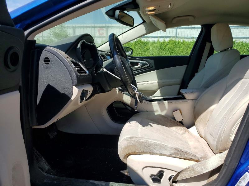 55137096 :رقم المزاد ، 1C3CCCABXFN624359 vin ، 2015 Chrysler 200 مزاد بيع
