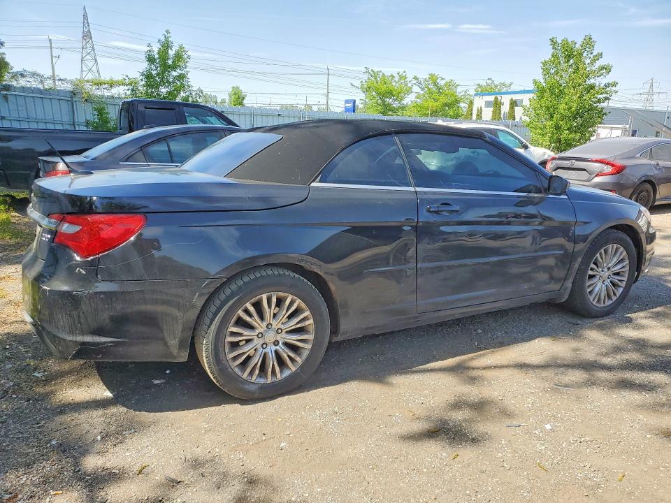 Продаж на аукціоні авто 2011 Chrysler 200, vin: 1C3BC2EGXBN565576, номер лоту: 56341166