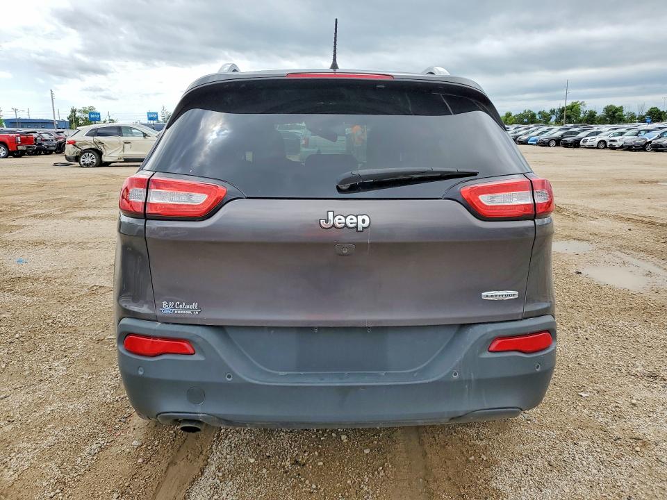 57939006 :رقم المزاد ، 1C4PJLCB7GW291176 vin ، 2016 Jeep Cherokee مزاد بيع