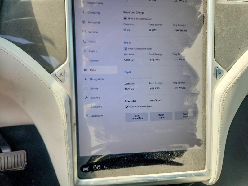 55582066 :رقم المزاد ، 5YJXCAE21HF035536 vin ، 2017 Tesla Model X مزاد بيع