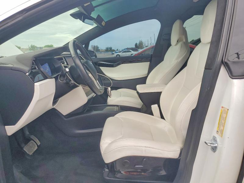 Продаж на аукціоні авто 2017 Tesla Model X, vin: 5YJXCBE29HF039274, номер лоту: 56124616