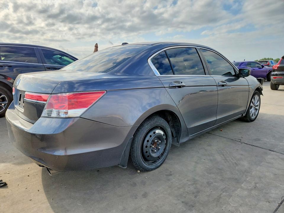 58377506 :رقم المزاد ، 1HGCP2F80BA045245 vin ، 2011 Honda Accord مزاد بيع
