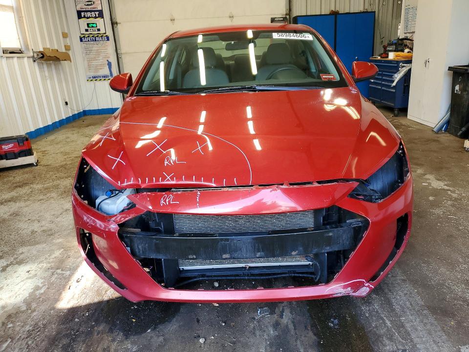 2017 Hyundai Elantra მანქანა იყიდება აუქციონზე, vin: 5NPD74LF8HH126044, აუქციონის ნომერი: 58984606