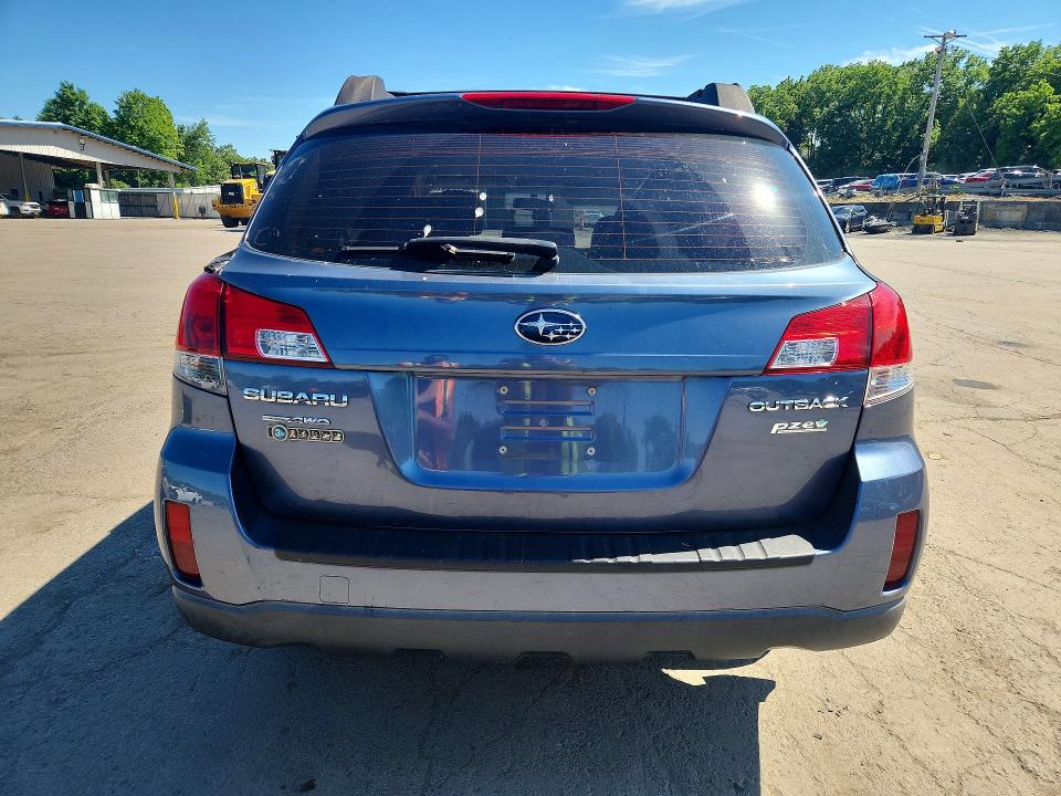 Auction sale of the 2014 Subaru Outback, vin: 4S4BRBAC3E3266715, lot number: 56779986