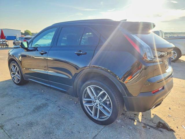 55902696 :رقم المزاد ، 1GYFZER44NF159119 vin ، 2022 Cadillac Xt4 مزاد بيع