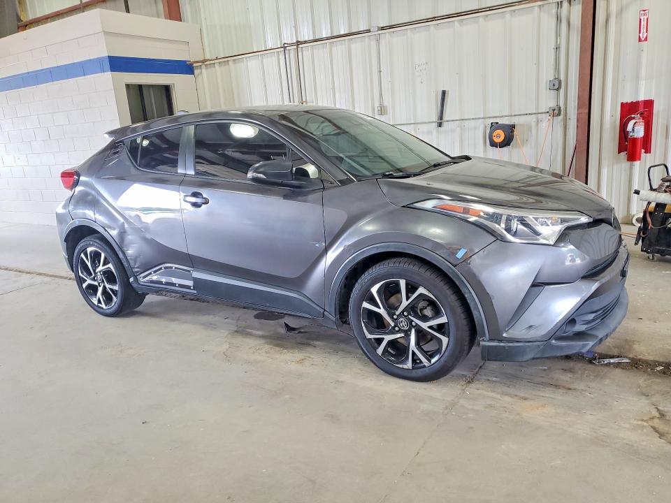 55765156 :رقم المزاد ، NMTKHMBX5KR068845 vin ، 2019 Toyota C-hr مزاد بيع