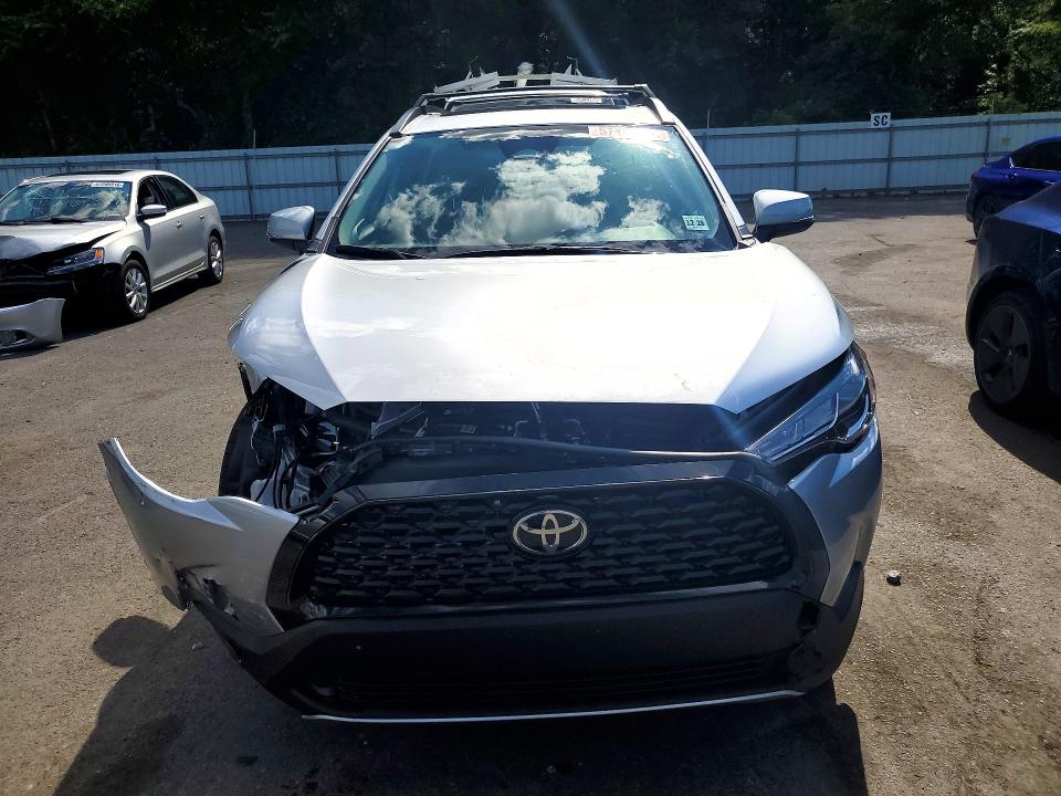 2023 Toyota Corolla Cross მანქანა იყიდება აუქციონზე, vin: 7MUBAABG0PV078877, აუქციონის ნომერი: 57485166