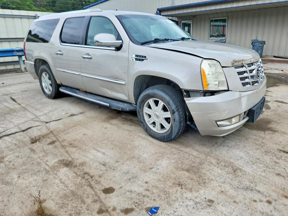 2007 Cadillac Escalade მანქანა იყიდება აუქციონზე, vin: 1GYFK66877R299393, აუქციონის ნომერი: 58349366