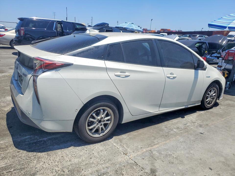 56828296 :رقم المزاد ، JTDKBRFU8J3061758 vin ، 2018 Toyota Prius مزاد بيع