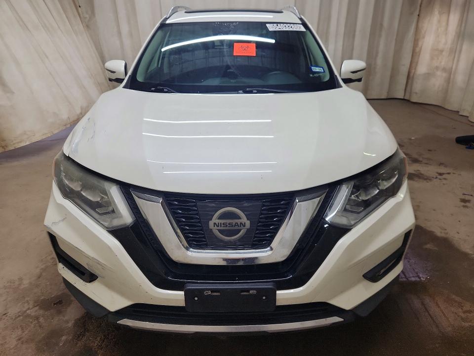 Aukcja sprzedaży 2017 Nissan Rogue, vin: 5N1AT2MT0HC880361, numer aukcji: 55403286