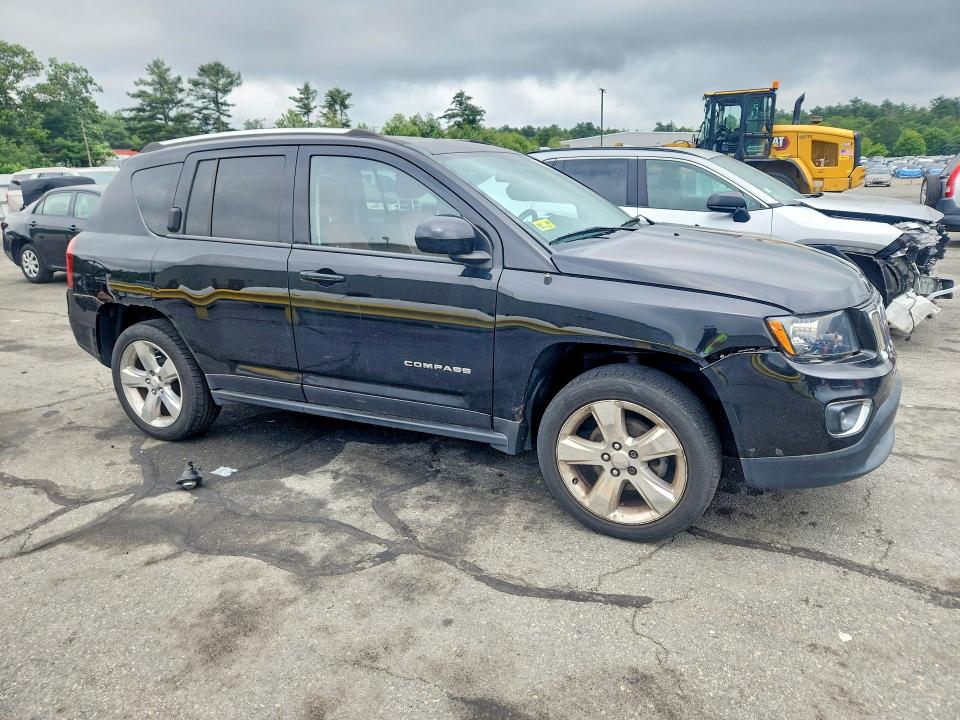 57618336 :رقم المزاد ، 1C4NJDCB2ED652819 vin ، 2014 Jeep Compass مزاد بيع