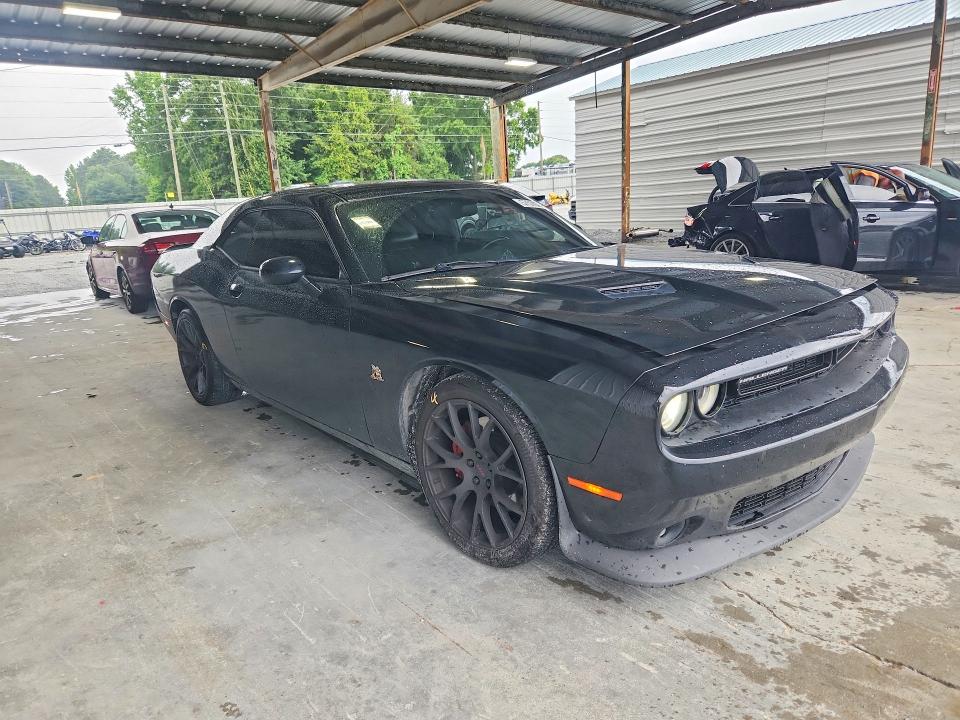 57570366 :رقم المزاد ، 2C3CDZFJ6GH256594 vin ، 2016 Dodge Challenger مزاد بيع