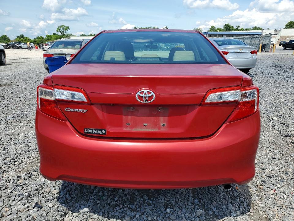 55507636 :رقم المزاد ، 4T1BF1FK5EU802996 vin ، 2014 Toyota Camry مزاد بيع