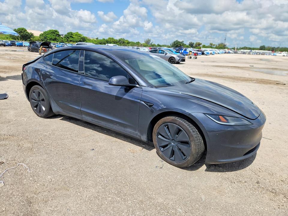 Продажа на аукционе авто 2024 Tesla Model 3, vin: 5YJ3E1EA8RF721154, номер лота: 74513895