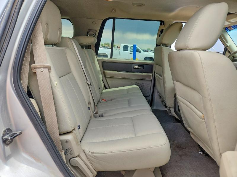 58833256 :رقم المزاد ، 1FMJU1G52AEB63524 vin ، 2010 Ford Expedition مزاد بيع