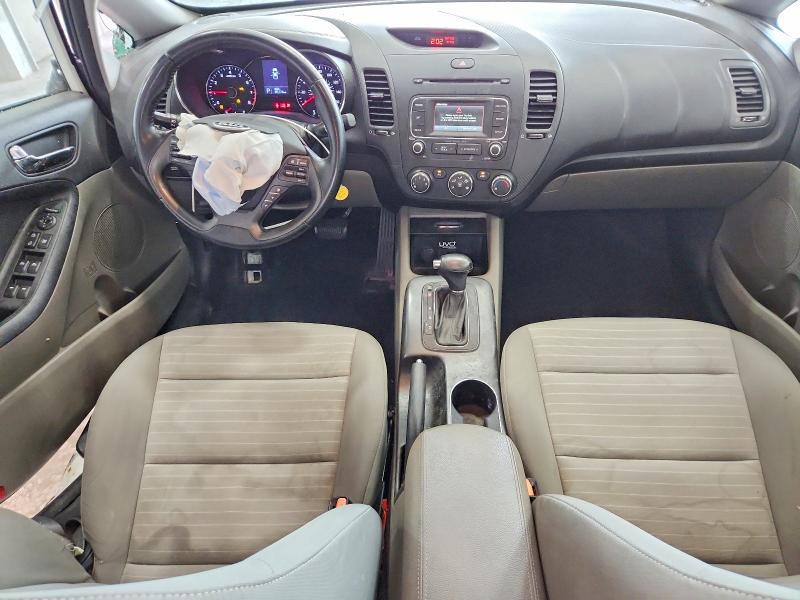 2015 Kia Forte მანქანა იყიდება აუქციონზე, vin: KNAFX4A87F5291512, აუქციონის ნომერი: 55929656