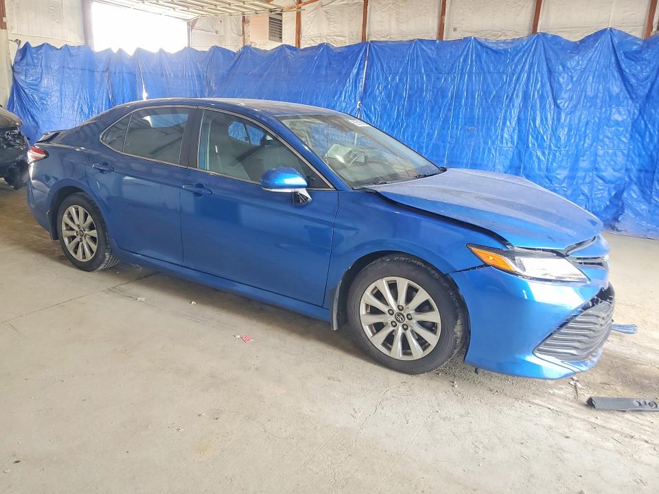 55518216 :رقم المزاد ، 4T1L11AK8LU300829 vin ، 2020 Toyota Camry مزاد بيع