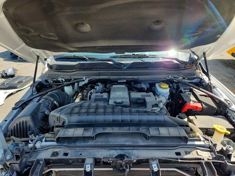 58770386 :رقم المزاد ، 3C63RRGL6NG134951 vin ، 2022 Ram 3500 مزاد بيع