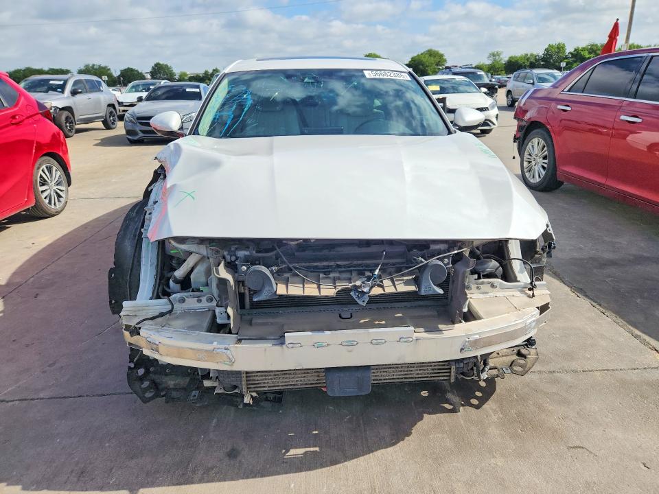 Auction sale of the 2018 Honda Accord, vin: 1HGCV2F93JA035984, lot number: 56682386